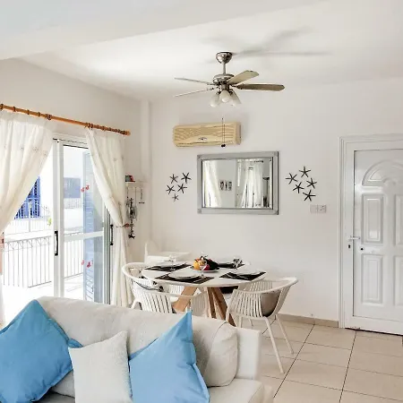 Charlotte Villa