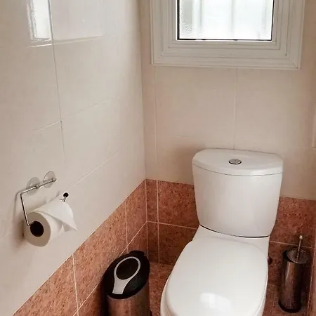 빌라 Charlotte 프로타라스