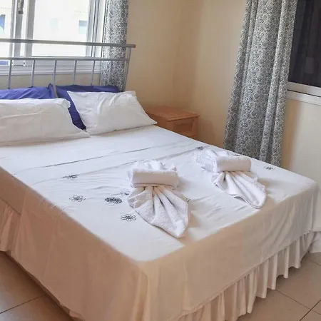 빌라 Charlotte 프로타라스