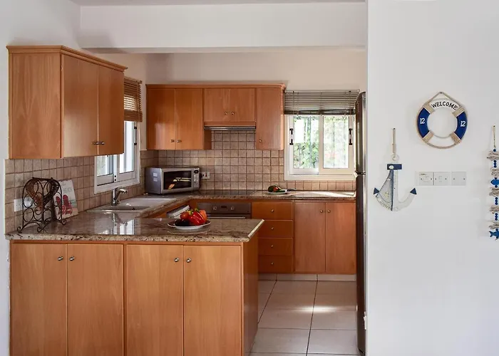 Charlotte Willa Protaras